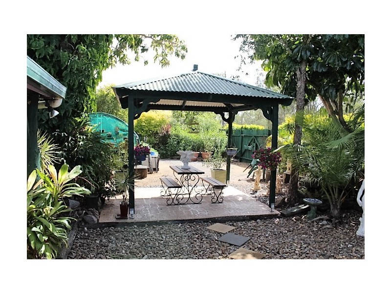 95 Rieck St, Gin Gin QLD 4671
