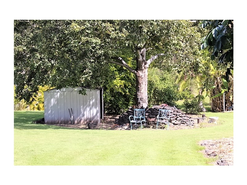 95 Rieck St, Gin Gin QLD 4671