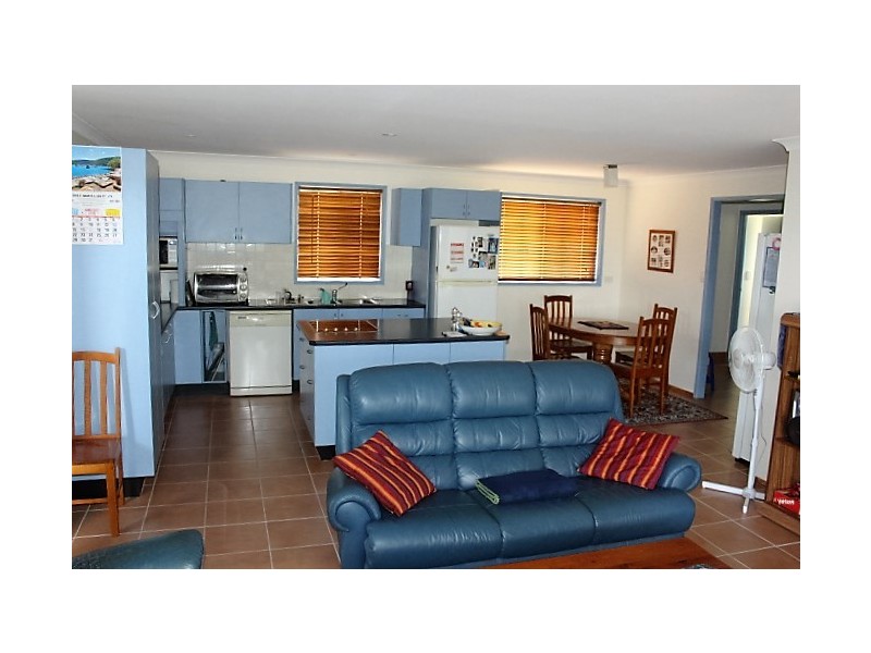 135 East River Pine Drive, Gin Gin QLD 4671