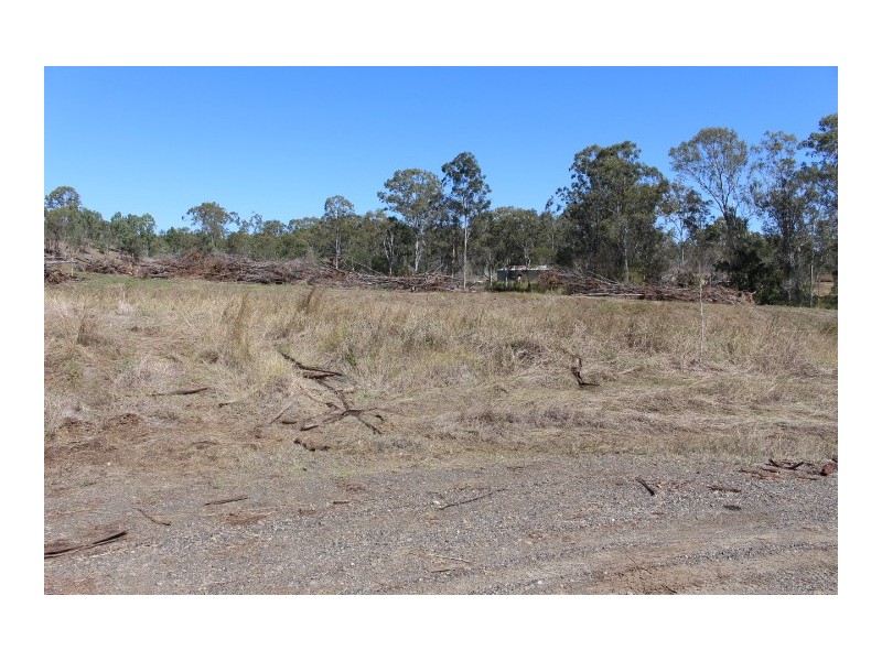138 Salloom St, Gin Gin QLD 4671