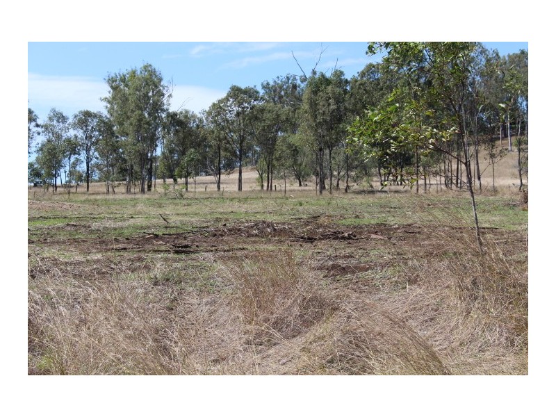 138 Salloom St, Gin Gin QLD 4671