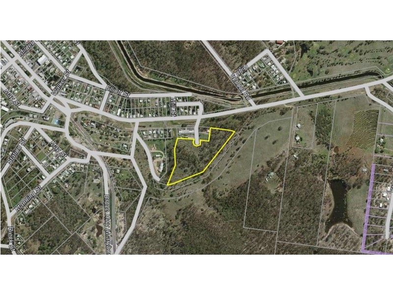 138 Salloom St, Gin Gin QLD 4671