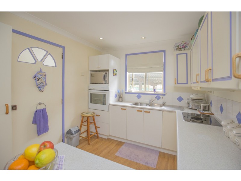 170 Halford Drive, Gin Gin QLD 4671