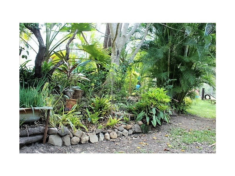 170 Halford Drive, Gin Gin QLD 4671
