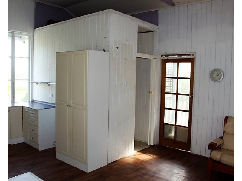 588 Duckpond Rd, Gin Gin QLD 4671