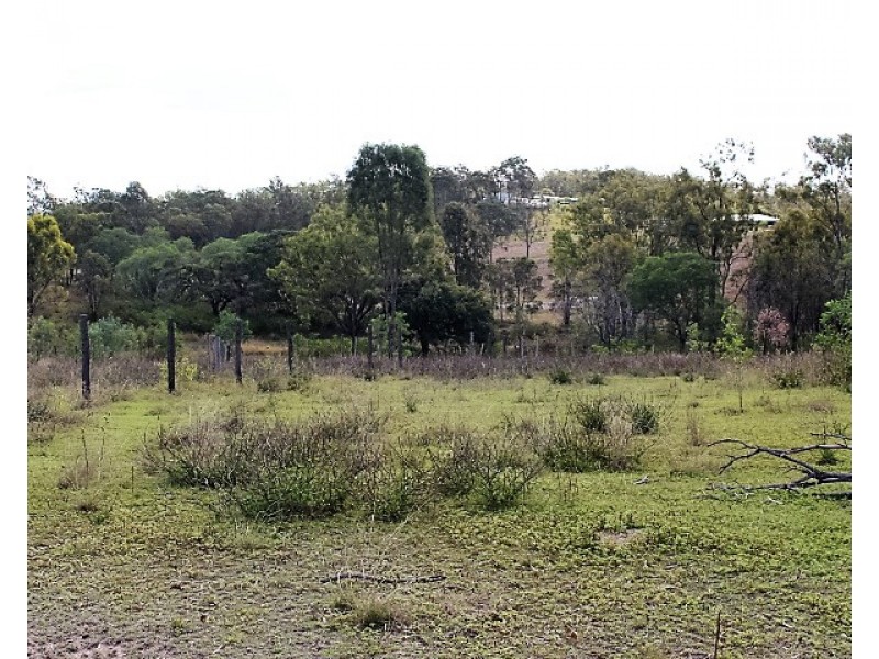 588 Duckpond Rd, Gin Gin QLD 4671