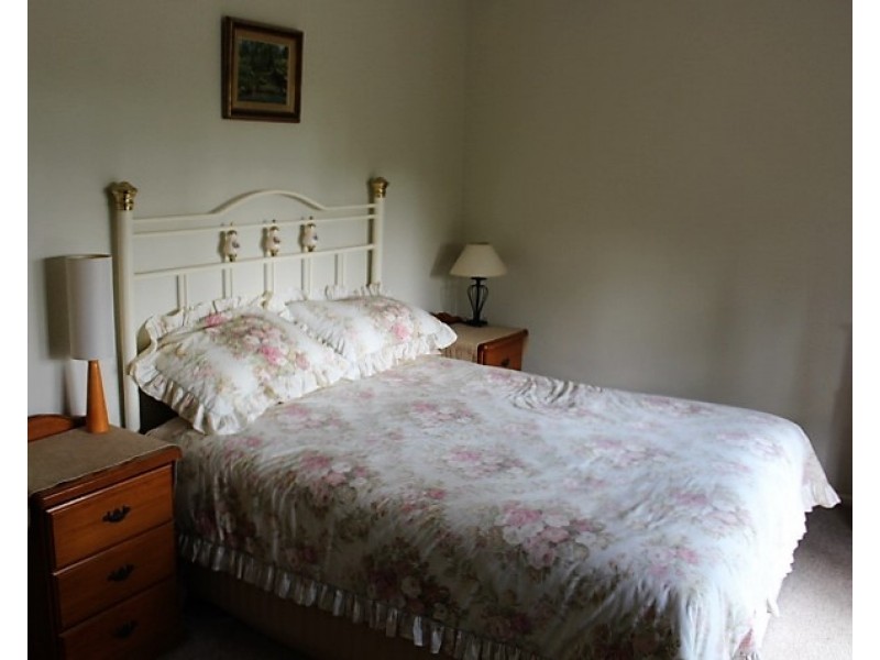 115 Thiels Rd, Gin Gin QLD 4671