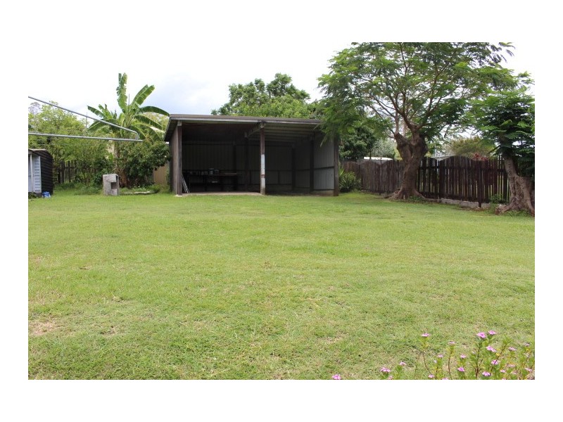 55 Elliott St, Gin Gin QLD 4671