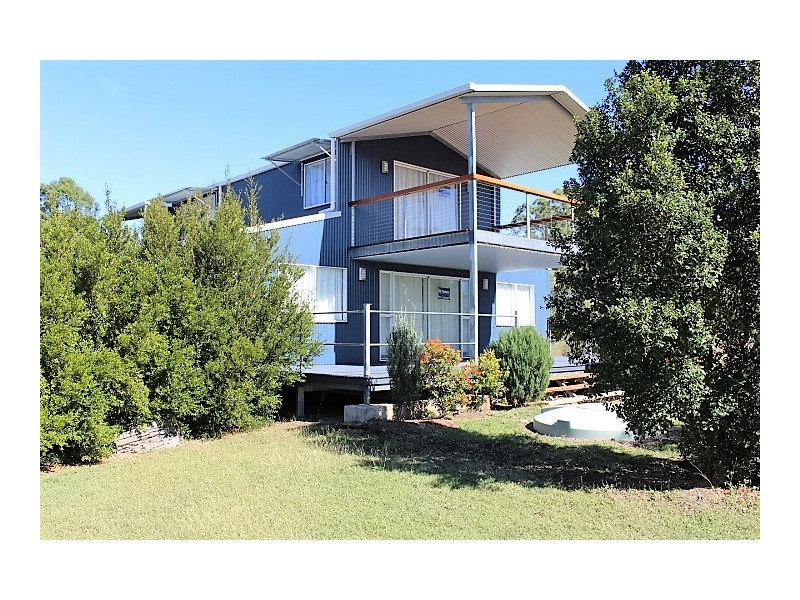 4 Village Lane, Gin Gin QLD 4671