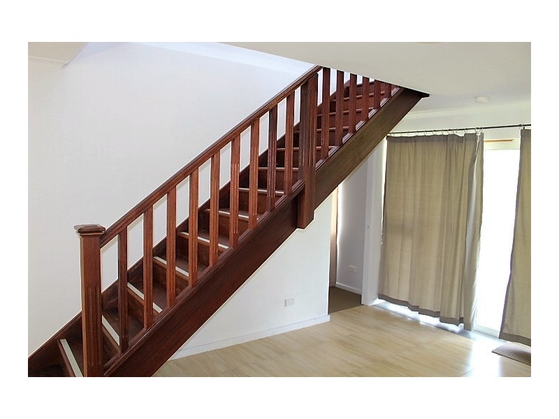 4 Village Lane, Gin Gin QLD 4671