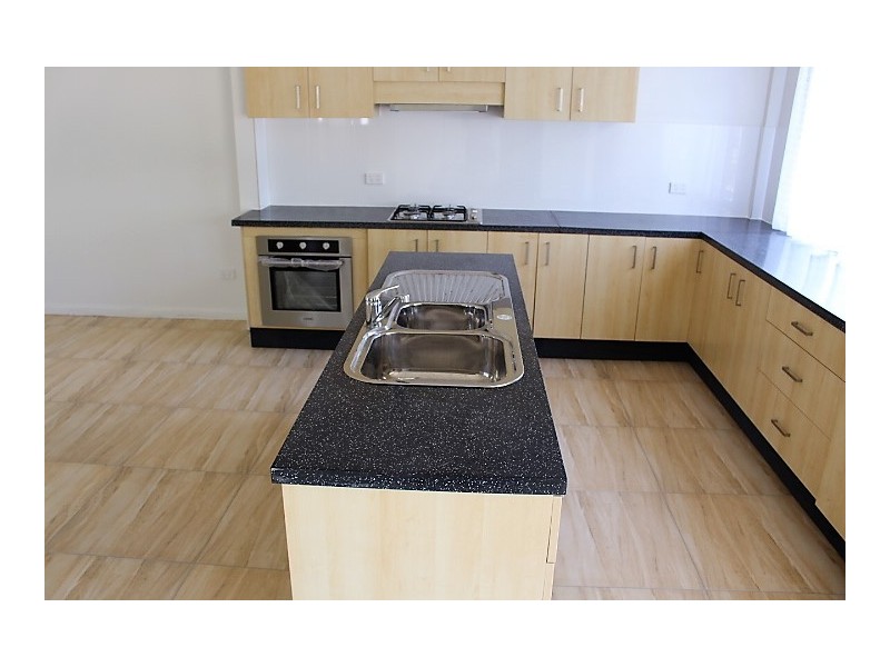 4 Village Lane, Gin Gin QLD 4671