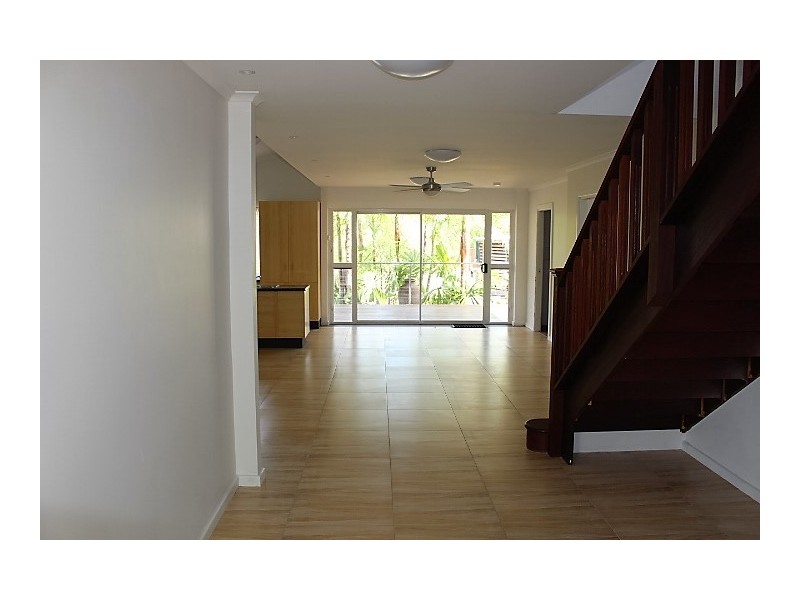 4 Village Lane, Gin Gin QLD 4671