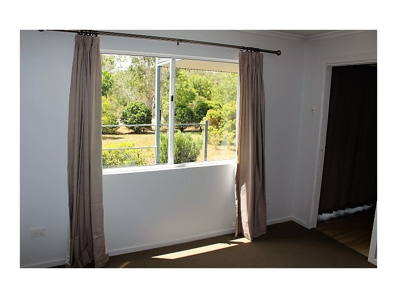 4 Village Lane, Gin Gin QLD 4671