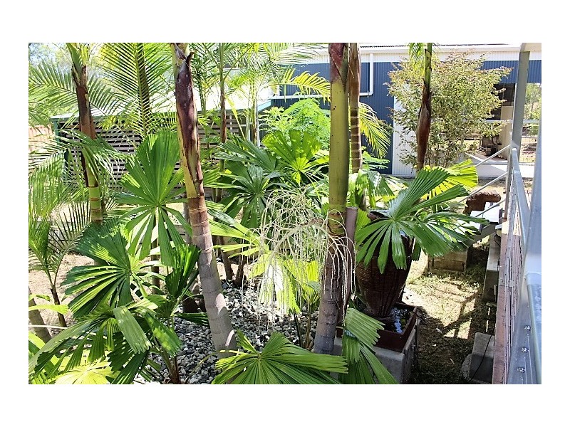 4 Village Lane, Gin Gin QLD 4671