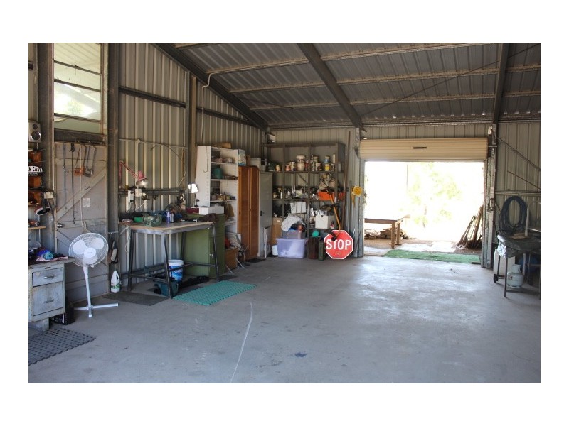 68 Hilltop Dr, Gin Gin QLD 4671