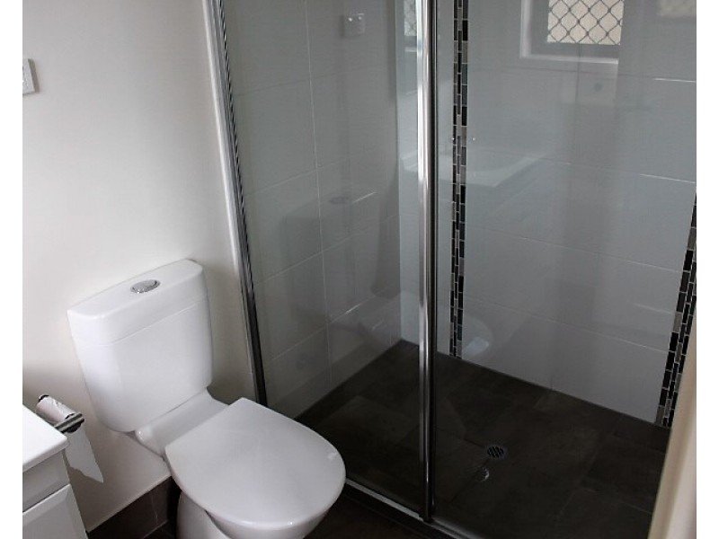 4A & 4B William St, Gin Gin QLD 4671