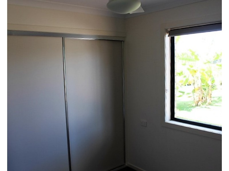 4A & 4B William St, Gin Gin QLD 4671