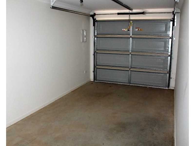 4A & 4B William St, Gin Gin QLD 4671