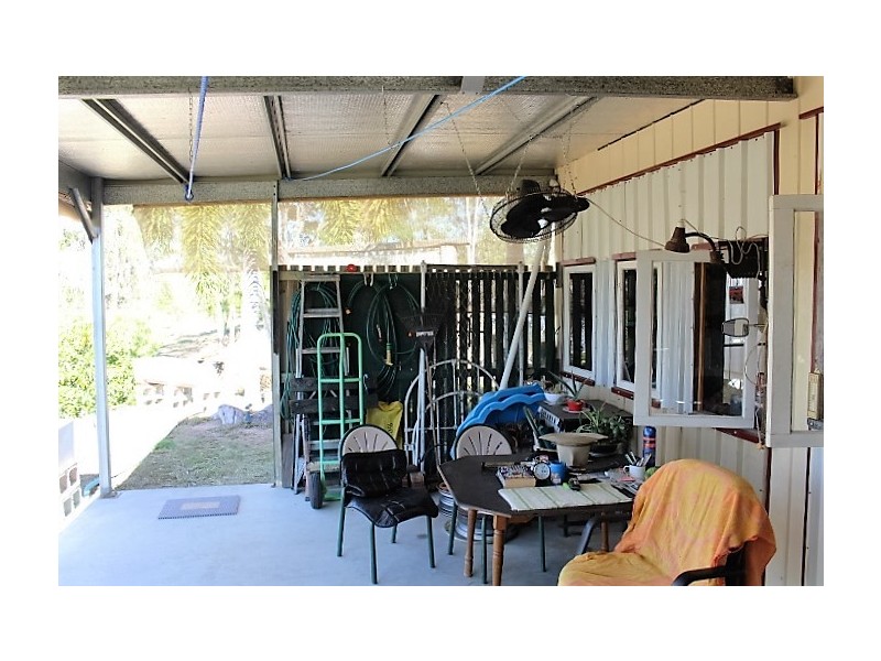 44E Claxton Rd, Kolonga QLD 4671