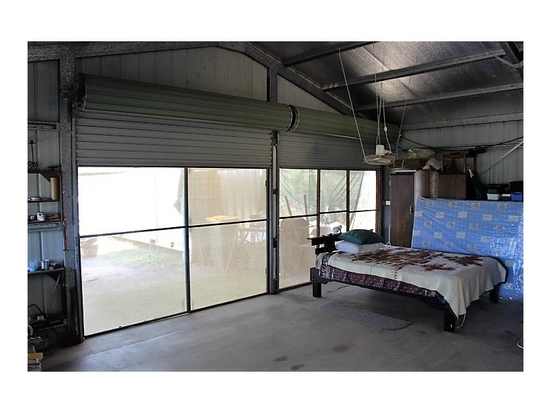 44E Claxton Rd, Kolonga QLD 4671