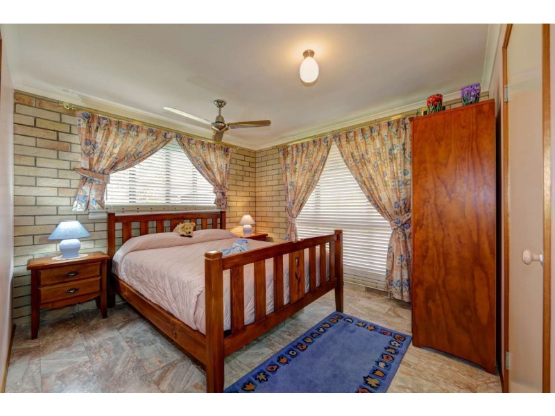 338 Rickards Rd,, Kolonga QLD 4671