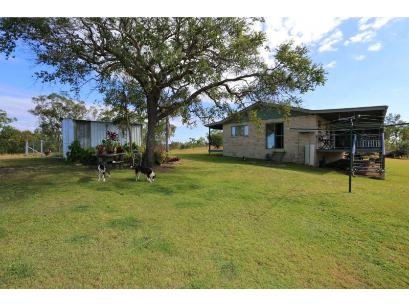 338 Rickards Rd,, Kolonga QLD 4671