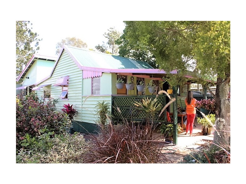 95 Rieck St, Gin Gin QLD 4671