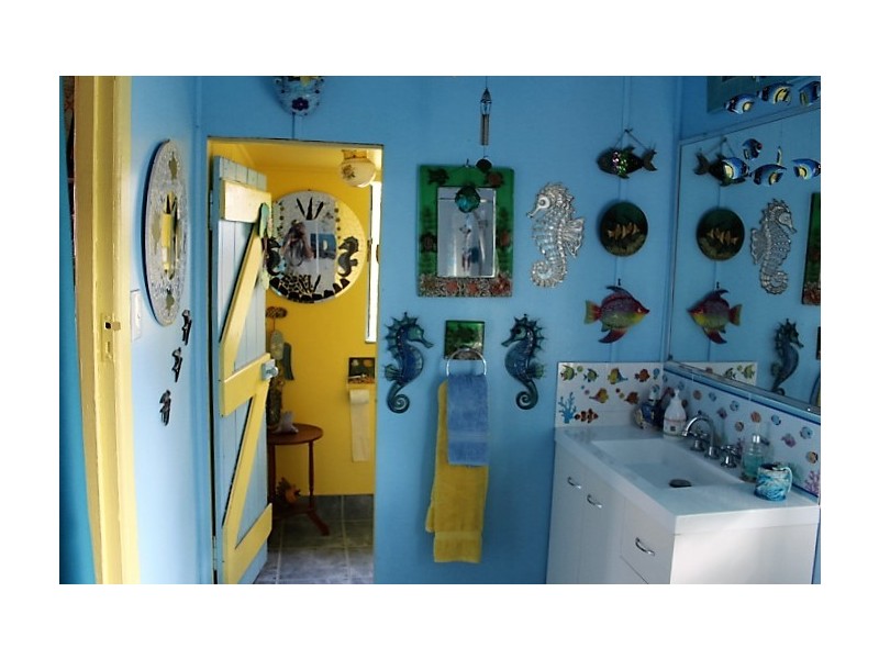 95 Rieck St, Gin Gin QLD 4671