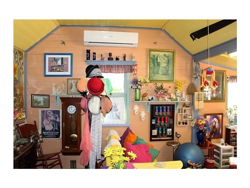 95 Rieck St, Gin Gin QLD 4671