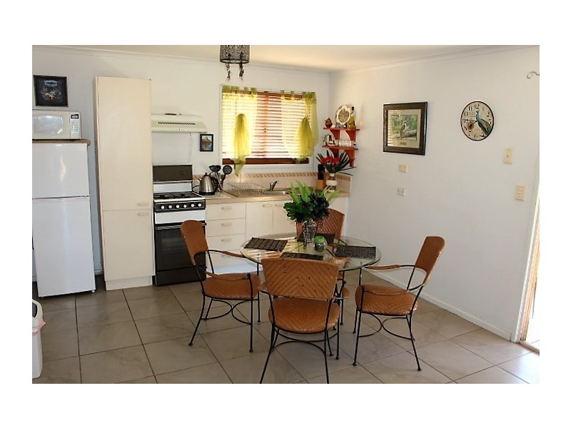 259 Broadmeadows Rd, Gin Gin QLD 4671
