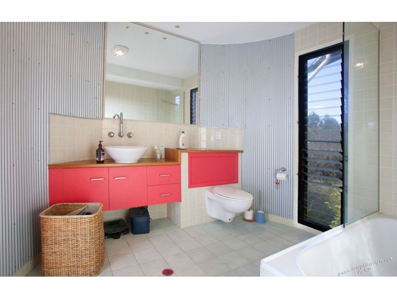 63 Logan Rd, Colosseum QLD 4677