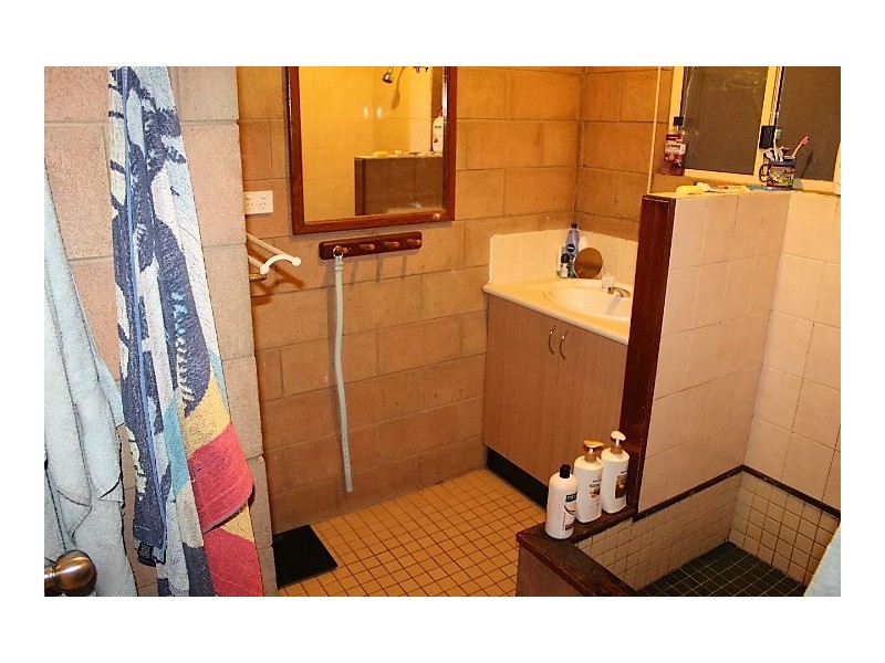 2 Jacks Rd, Gin Gin QLD 4671