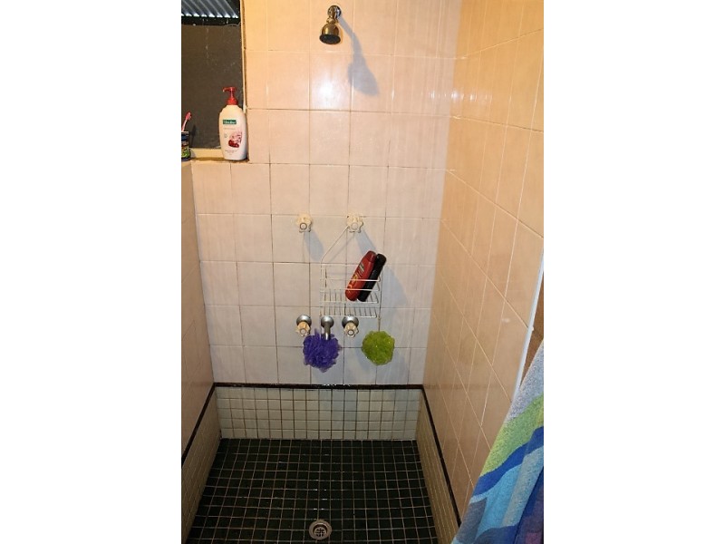 2 Jacks Rd, Gin Gin QLD 4671