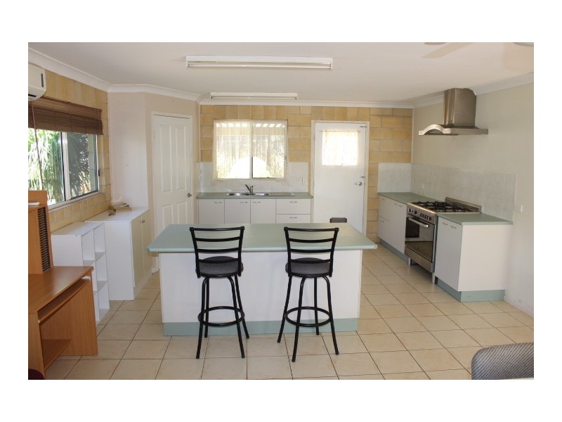 8 Tirroan Road, Gin Gin QLD 4671