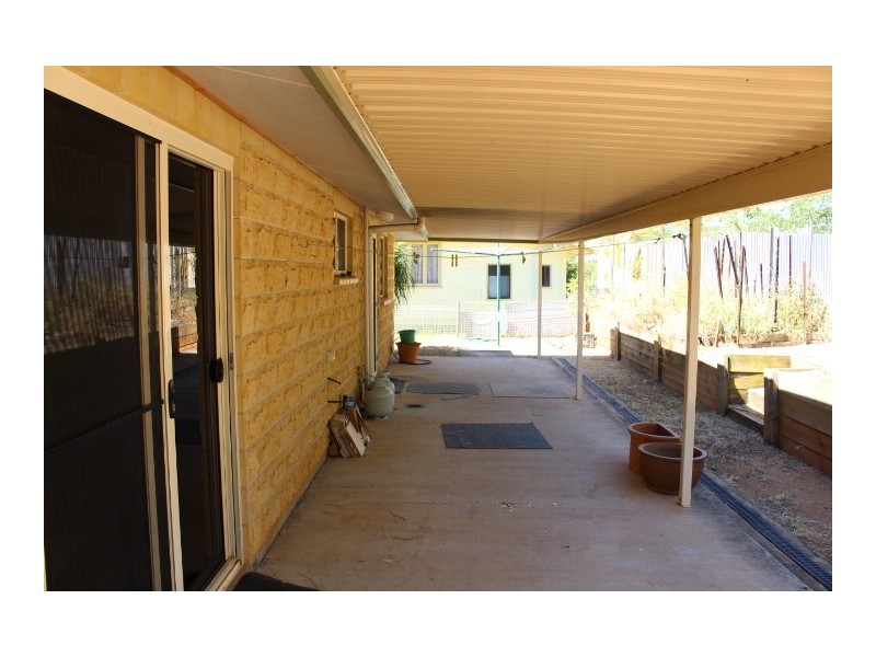 8 Tirroan Road, Gin Gin QLD 4671