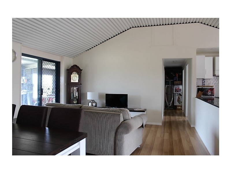 284 Pratts Rd, Gin Gin QLD 4671