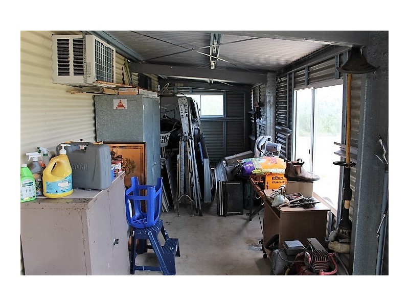 284 Pratts Rd, Gin Gin QLD 4671