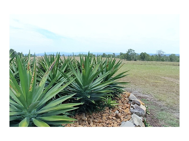 284 Pratts Rd, Gin Gin QLD 4671