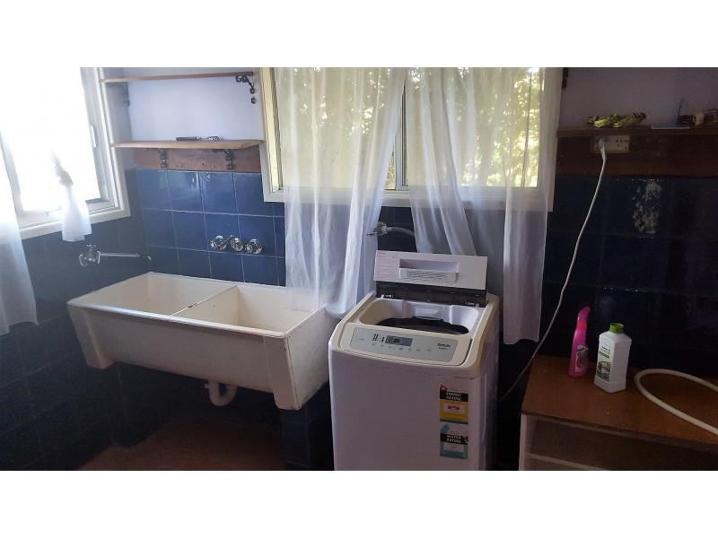23 Sues Rd, Gin Gin QLD 4671