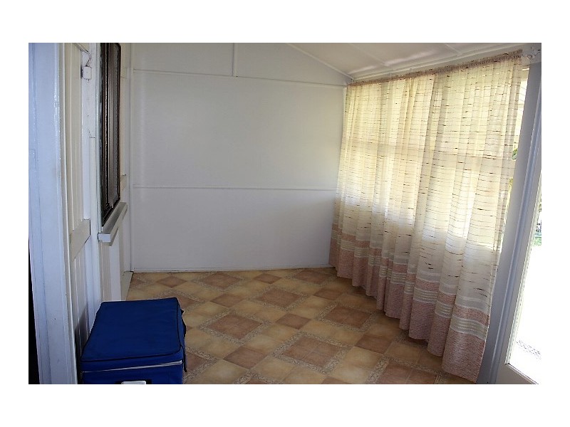 7 Mulgrave St, Gin Gin QLD 4671