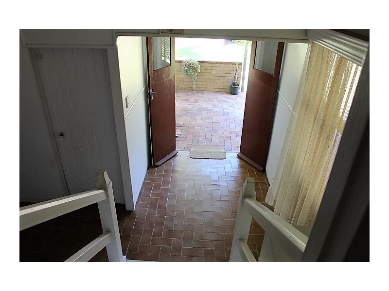 7 Mulgrave St, Gin Gin QLD 4671