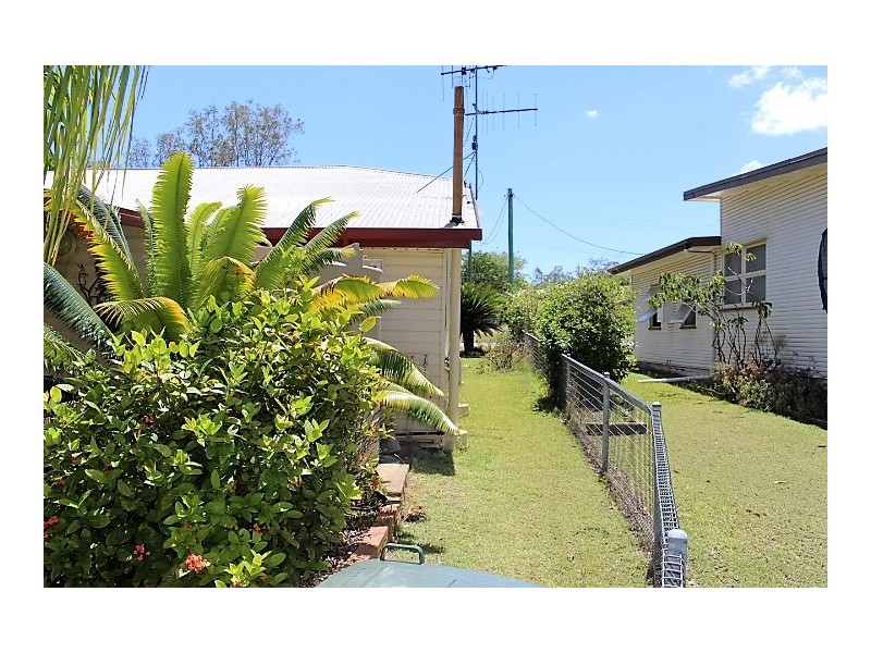 7 Mulgrave St, Gin Gin QLD 4671