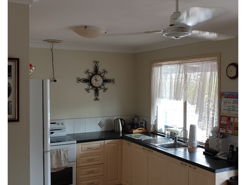 115 River Pines Rd, Gin Gin QLD 4671