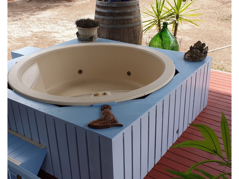 115 River Pines Rd, Gin Gin QLD 4671