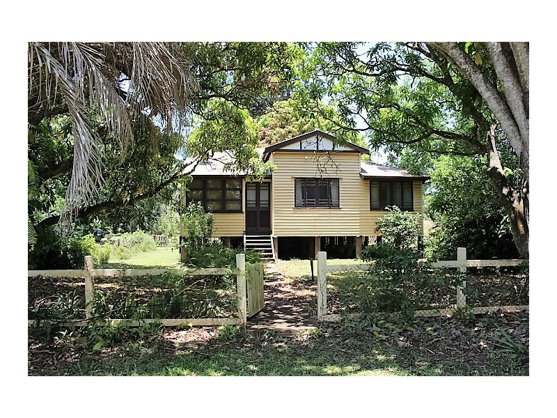 33785 Bruce Hwy, Gin Gin QLD 4671