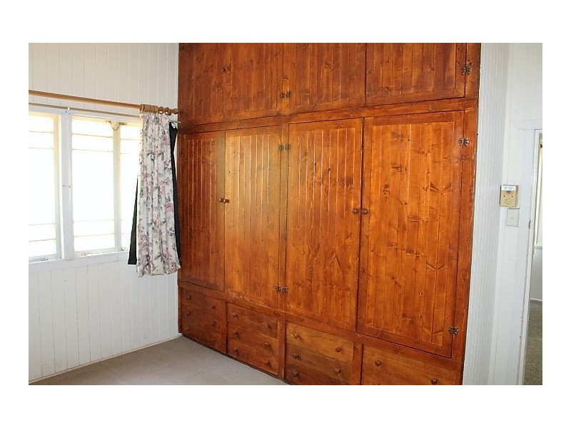 33785 Bruce Hwy, Gin Gin QLD 4671