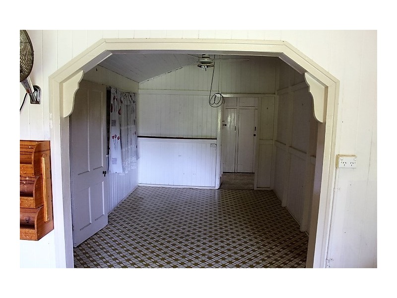 33785 Bruce Hwy, Gin Gin QLD 4671