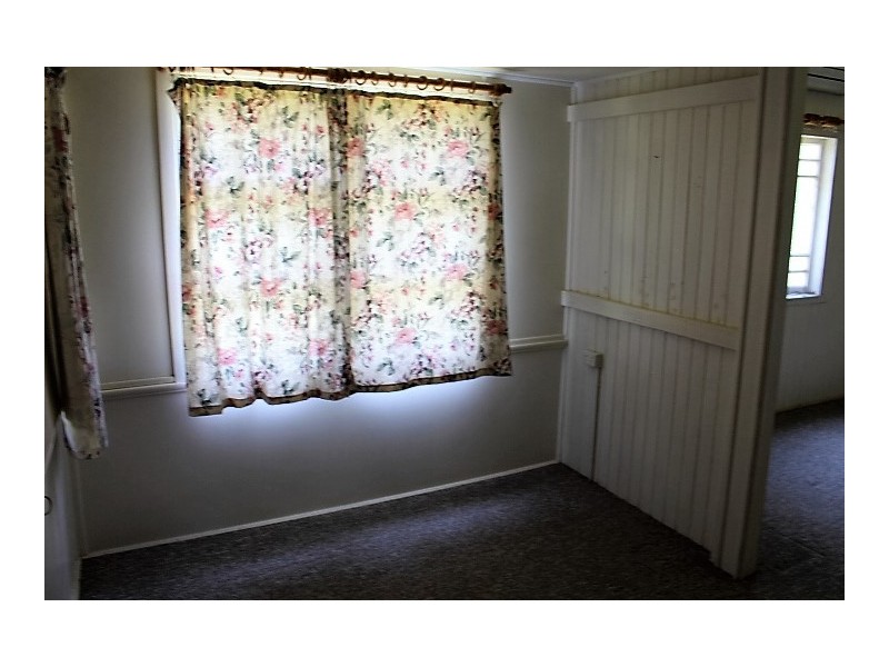 33785 Bruce Hwy, Gin Gin QLD 4671