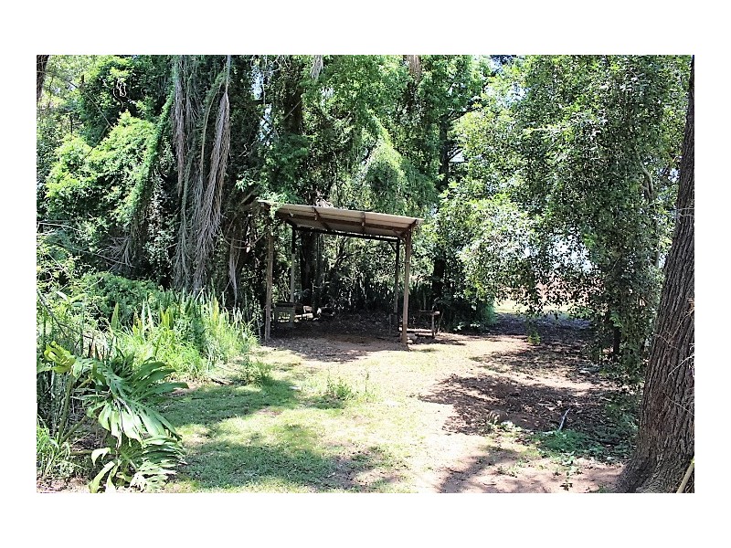 33785 Bruce Hwy, Gin Gin QLD 4671