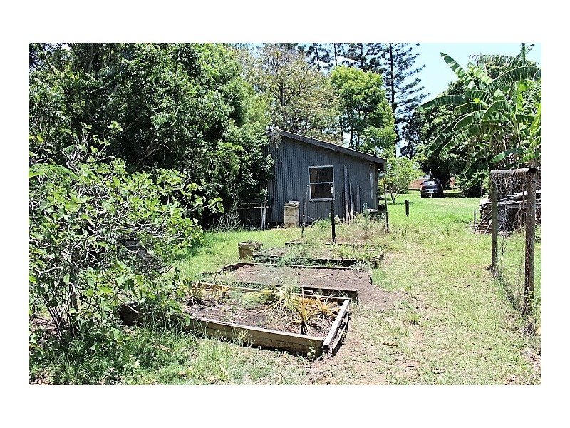 33785 Bruce Hwy, Gin Gin QLD 4671
